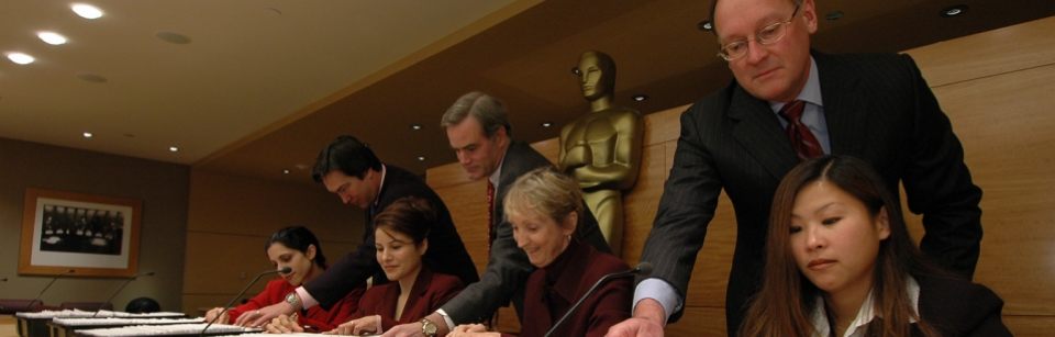 Oscars fall flat due to lack of democracy in voting process
