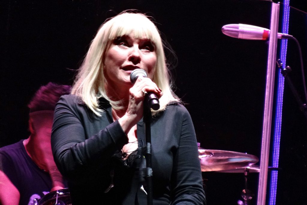 You Can't Stop Rock 'n' Roll: Blondie delivers to critics with "Eat to the Beat"